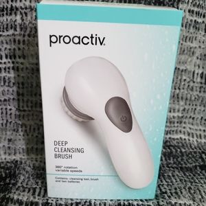 Proactiv deep cleaning brush